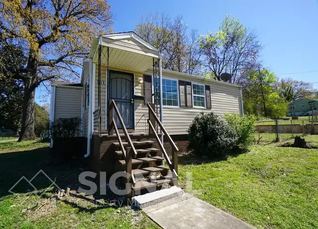 Property at 581 Seminole Cir, Fairfield, AL, 35064, 2 beds, 1 bath, [object Object]