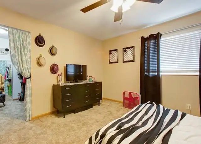 Property at 211 Butterworth St Unit 6, Mankato, MN, 56001, 2 beds, 1 bath, [object Object]