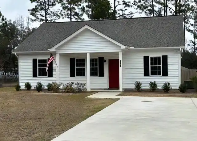 Property at 294 Elm St, Southport, NC, 28461, 3 beds, 2 baths, [object Object]