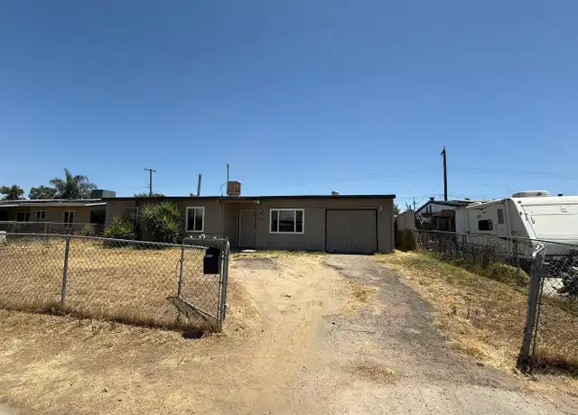 Property at 1628 N Elm St, Visalia, CA, 93291, 3 beds, 1 bath, [object Object]