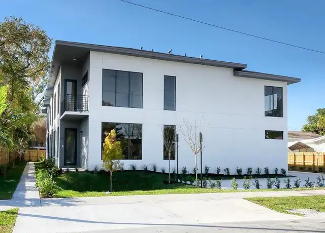 Property at 116 NW 41st St Unit 108, Oakland Park, FL, 33309, 3 beds, 2.5 baths, [object Object]