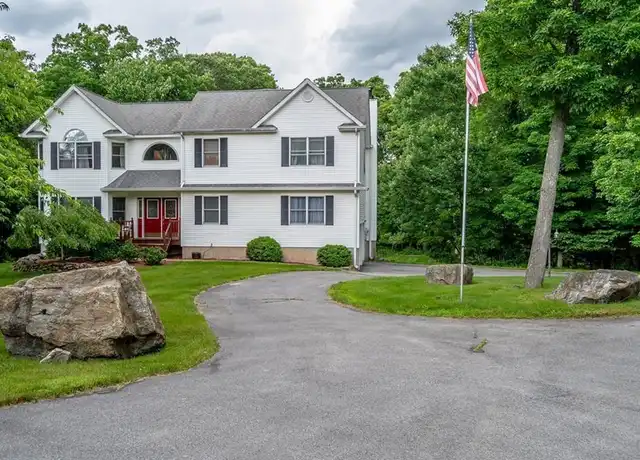Property at 33 Sandra Ln, Monroe, NY, 10950, 5 beds, 2.5 baths, [object Object]