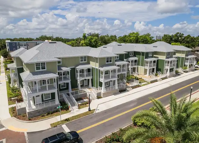 Property at Valencia at the Park - 301 S Lake Ave, Lakeland, FL, 33801, 1 bed, 1 bath, [object Object]