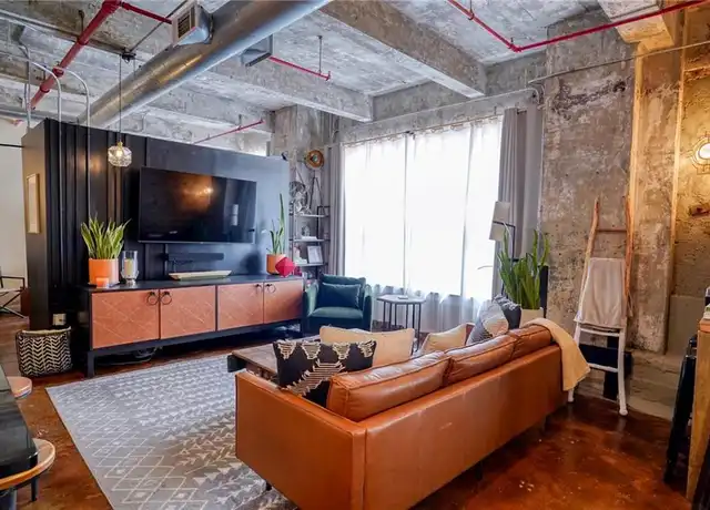 Property at 650 Glen Iris Dr NE #4, Atlanta, GA, 30308, 2 beds, 2 baths, [object Object]