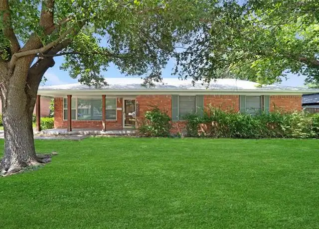 Property at 302 Easton Rd, Dallas, TX, 75218, 3 beds, 2 baths, [object Object]