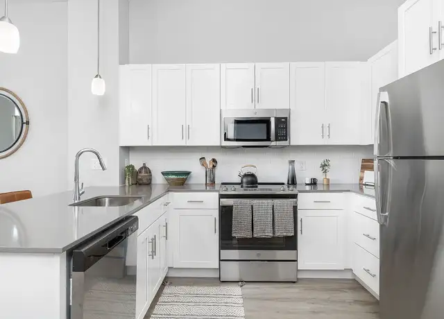 Photo of 4 Tuscan Blvd, Salem, NH 03079
