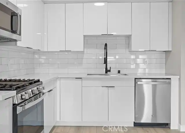 Property at 12714 S Figueroa St Unit 201-305, Los Angeles, CA, 90061, 3 beds, 2 baths, [object Object]