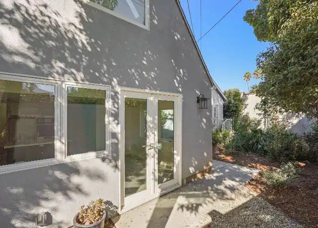 Property at 1320 S Genesee Ave, Los Angeles, CA, 90019, 1 bed, 1 bath, [object Object]
