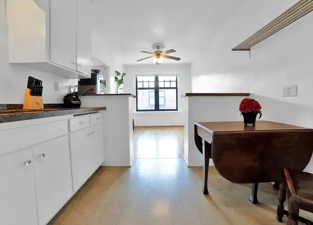 Property at 610 Summit Ave, Saint Paul, MN, 55102, 1 bed, 1 bath, [object Object]