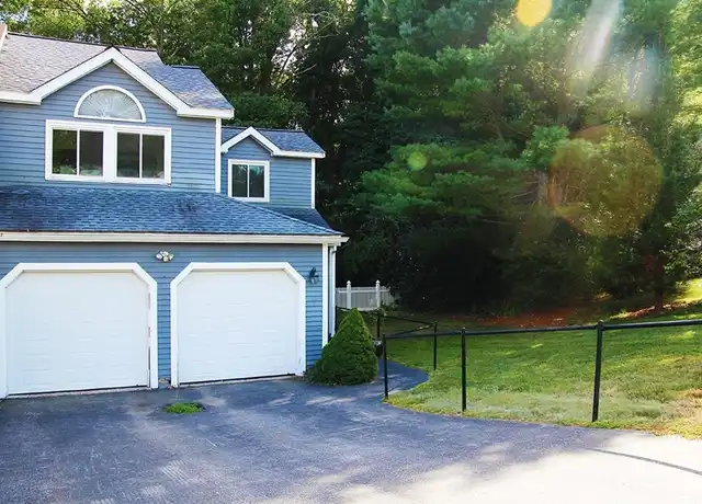 Property at 6 Lanes End #6, Natick, MA, 01760, 3 beds, 1.5 baths, [object Object]