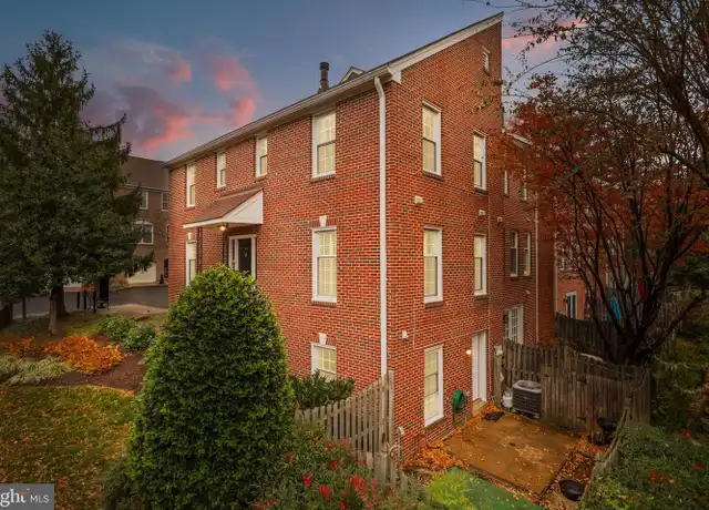 Property at 101 Roberts Ct, Alexandria, VA, 22314, 4 beds, 3.5 baths, [object Object]