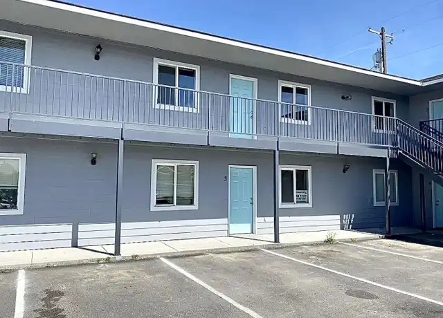 Property at 1330 6th St Unit 6, Umatilla, OR, 97882, 1 bed, 1 bath, [object Object]