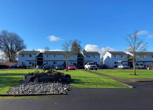 Property at Sherman Oaks Apartments - 2424 Oak St SE, Albany, OR, 97322, 2 beds, 1 bath, [object Object]