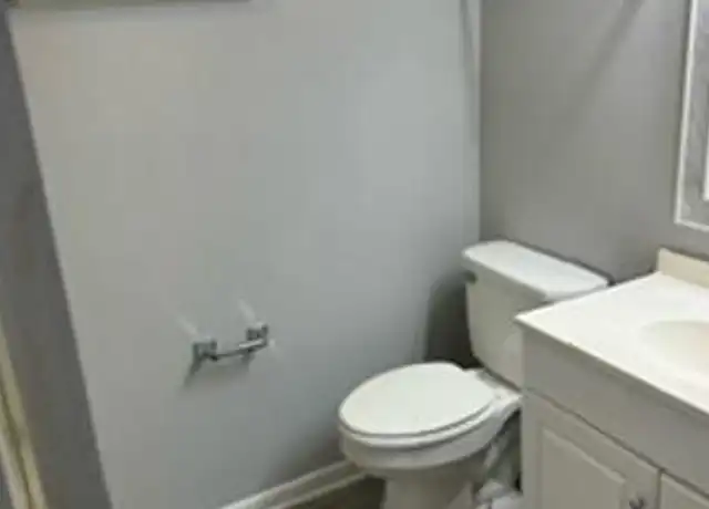 Property at 610 Montclair Dr, Wilmington, NC, 28403, 1 bed, 1 bath, [object Object]