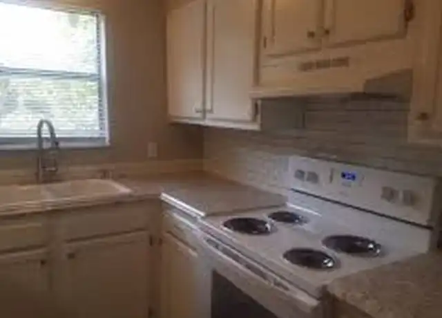 Property at 610 Montclair Dr, Wilmington, NC, 28403, 1 bed, 1 bath, [object Object]