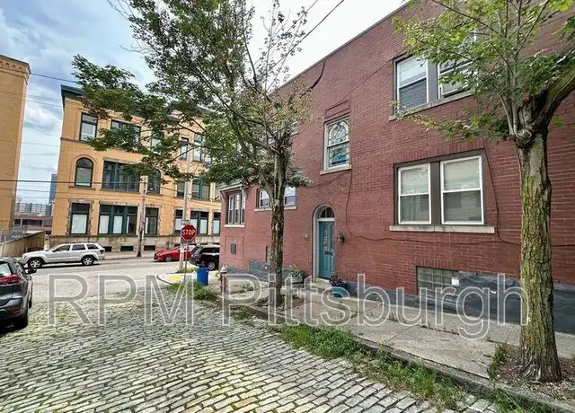 Property at 1101 Linden Pl Unit 1stFL, Pittsburgh, PA, 15212, 2 beds, 1 bath, [object Object]