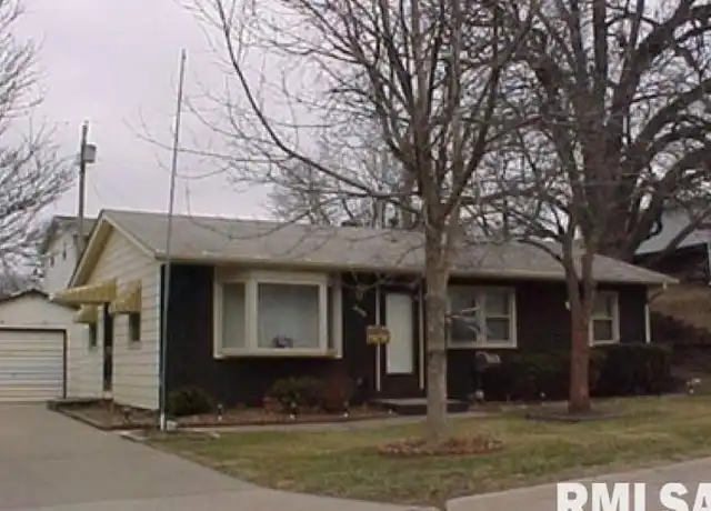 Property at 2544 Glenn St, Bettendorf, IA, 52722, 3 beds, 1.5 baths, [object Object]