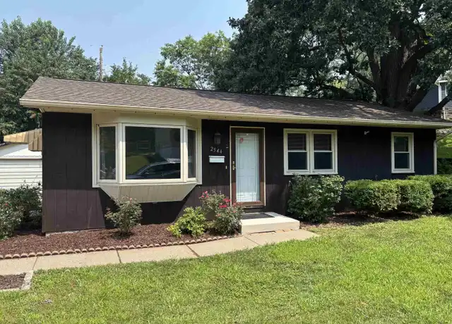 Property at 2544 Glenn St, Bettendorf, IA, 52722, 3 beds, 1.5 baths, [object Object]