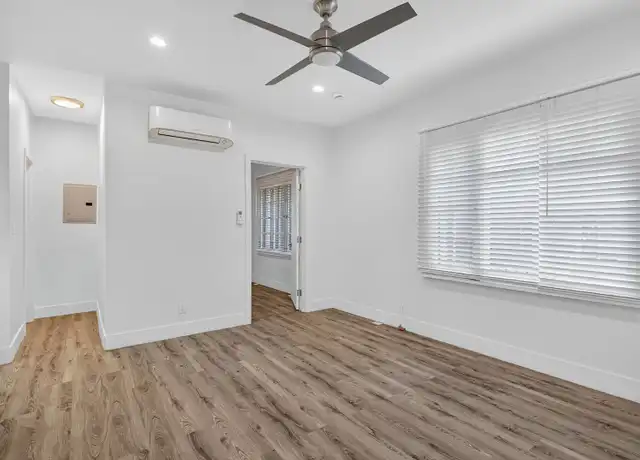 Property at 405 W 3rd St, Long Beach, CA, 90802, 1 bed, 1 bath, [object Object]