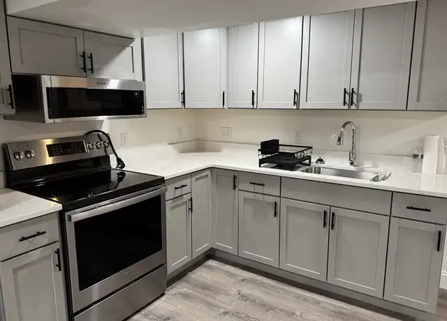 Property at 21 Green Meadow Dr Unit 1-B, Acushnet, MA, 02743, 1 bed, 1 bath, [object Object]