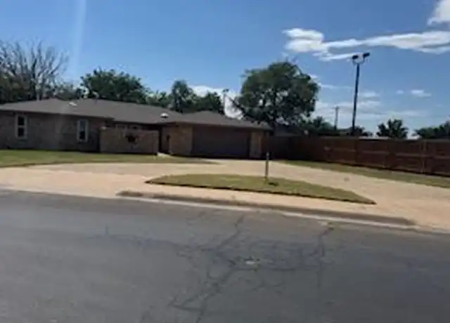 Property at 1607 McDonald St, Midland, TX, 79703, 4 beds, 3 baths, [object Object]