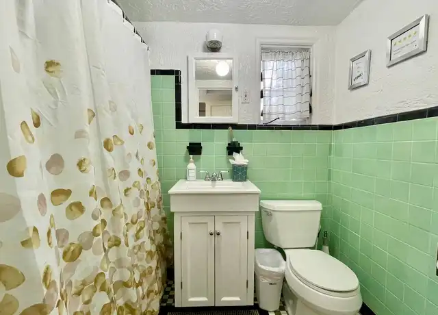 Property at 6601 N Navin Ave Unit B, Tampa, FL, 33604, 1 bed, 1 bath, [object Object]