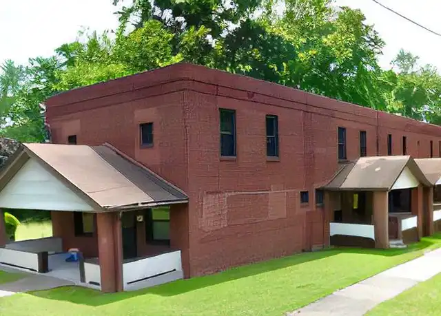 Property at 2133 Kensington Ave Unit 1, Youngstown, OH, 44505, 3 beds, 1 bath, [object Object]