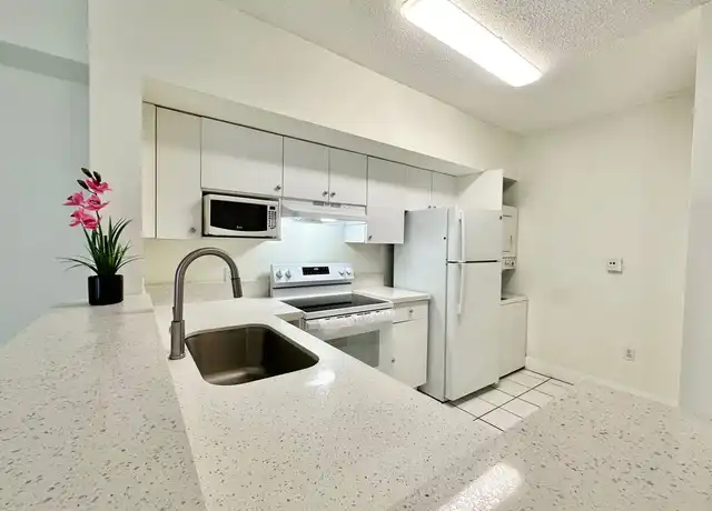 Property at 5077 NW 7th St #609, Miami, FL, 33126, 1 bed, 1 bath, [object Object]