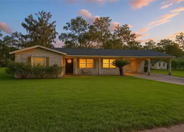 Property at 410 Old Mulrennan Rd, Valrico, FL, 33594, 3 beds, 2 baths, [object Object]