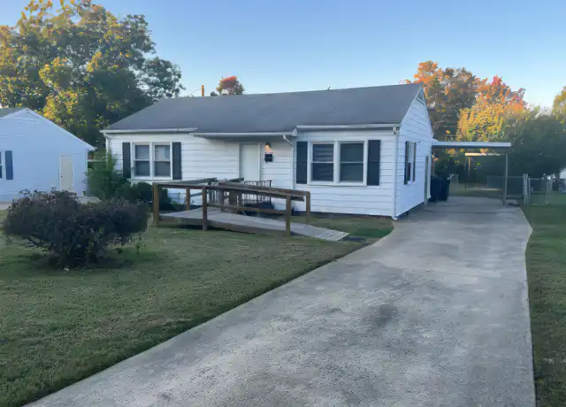 Property at 2132 Martin St, Burlington, NC, 27217, 3 beds, 2 baths, [object Object]