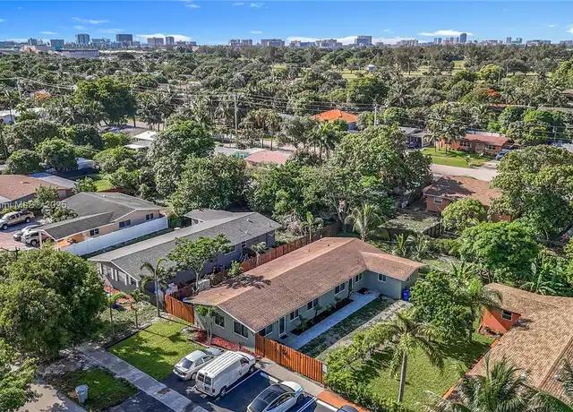 Property at 700 NE 25th St Unit 1-2, Pompano Beach, FL, 33064, 5 beds, 2 baths, [object Object]