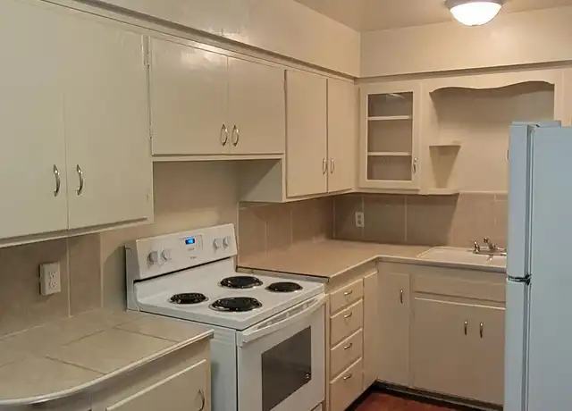 Property at 534 N 5th Ave, Pocatello, ID, 83201, 2 beds, 1 bath, [object Object]
