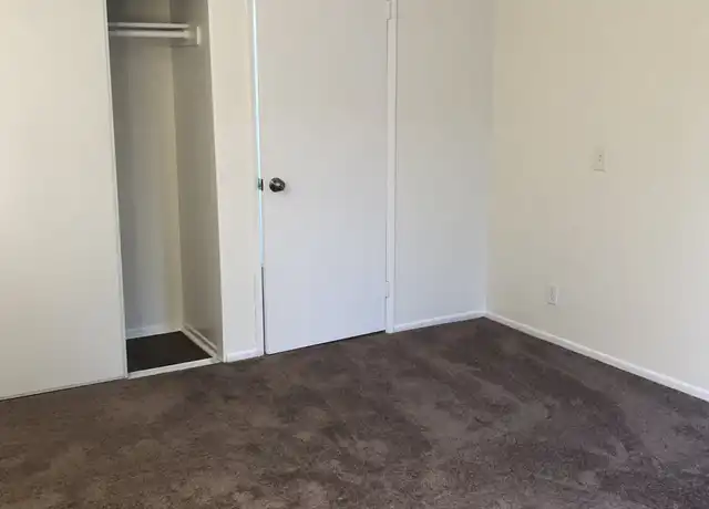 Property at 600 W 3rd St Unit B303, Santa Ana, CA, 92701, 3 beds, 1 bath, [object Object]