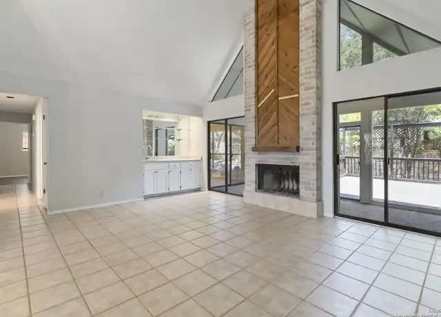 Property at 137 Saddle Club Cir, Boerne, TX, 78006, 3 beds, 2 baths, [object Object]