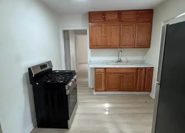 Property at 1509 N Chester Ave Unit 1, Indianapolis, IN, 46201, 2 beds, 1 bath, [object Object]