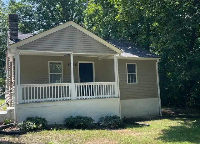 Property at 1002 Cayuga St, Winston Salem, NC, 27105, 2 beds, 1 bath, [object Object]