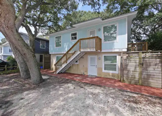 Property at 208 A St, Saint Augustine, FL, 32080, 3 beds, 1 bath, [object Object]