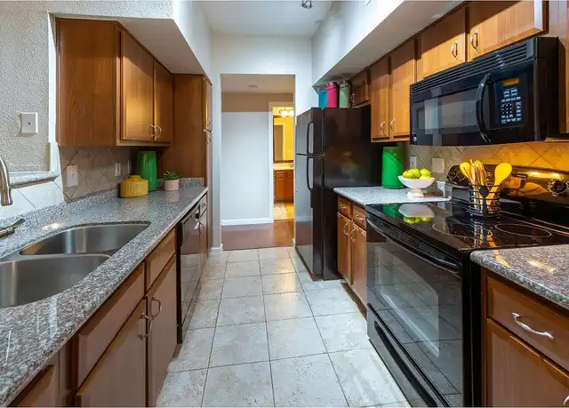 Property at Midtown Arbor Place - 10 W Oaks Dr, Houston, TX, 77058, 1 bed, 1 bath, [object Object]
