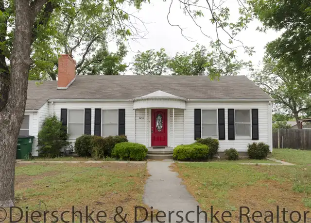Property at 2216 Live Oak St, San Angelo, TX, 76901, 3 beds, 2 baths, [object Object]