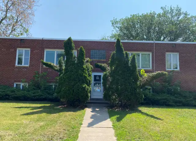 Property at 335 5th Ave S Unit 4, South St Paul, MN, 55075, 1 bed, 1 bath, [object Object]