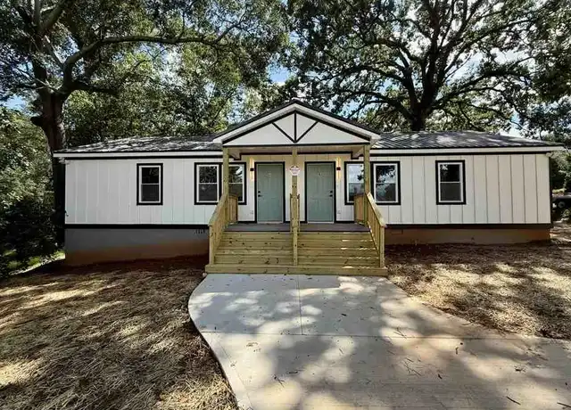 Property at 145 4th St Unit A, Greenville, SC, 29611, 2 beds, 1 bath, [object Object]