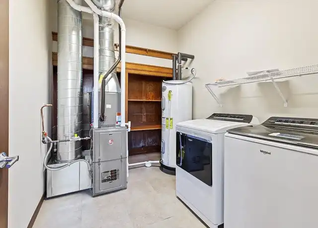 Property at Horicon School Apartments - 611 Mill St, Horicon, WI, 53032, 2-3 beds, 1-2 bath, [object Object]