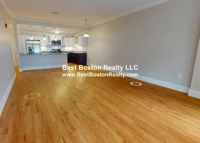 Property at 286 Main St Unit 103, Woburn, MA, 01801, 2 beds, 2 baths, [object Object]