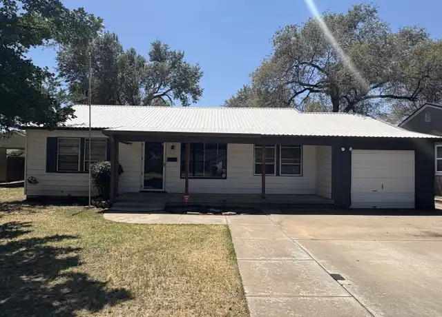 Property at 3511 27th St, Lubbock, TX, 79410, 3 beds, 2 baths, [object Object]
