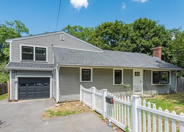 Property at 483 Liberty St Unit 2, Braintree, MA, 02184, 1 bed, 1 bath, [object Object]