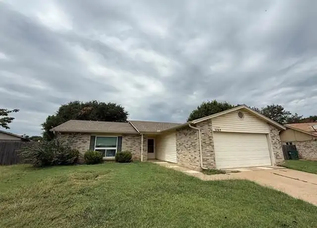 Property at 3705 South Ct, Fort Worth, TX, 76133, 3 beds, 2 baths, [object Object]