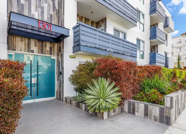 Property at Brockton Manor by Wiseman - 1301 Brockton Ave, Los Angeles, CA, 90025, 3 beds, 3 baths, [object Object]
