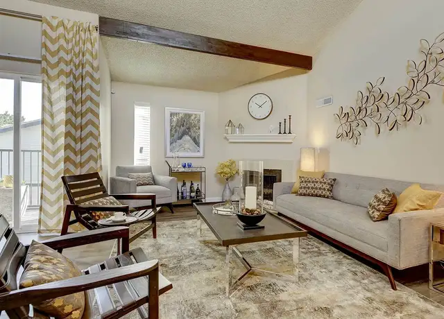 Photo of 3550 S Kendall St, Denver, CO 80235