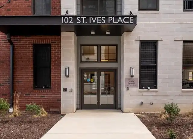 Property at 102 Saint Ives Pl, Oxon Hill, MD, 20745, 2 beds, 2 baths, [object Object]