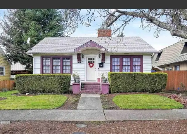 Property at 445 20th St SE, Salem, OR, 97301, 2 beds, 1 bath, [object Object]